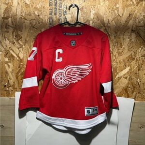 Youth Detroit Red Wings Dylan Larkin Red Home Replica Player Jersey